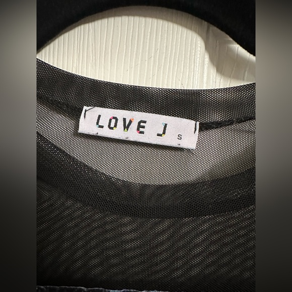 Love J Women's Black Cropped Mesh Top size S - Picture 3 of 7